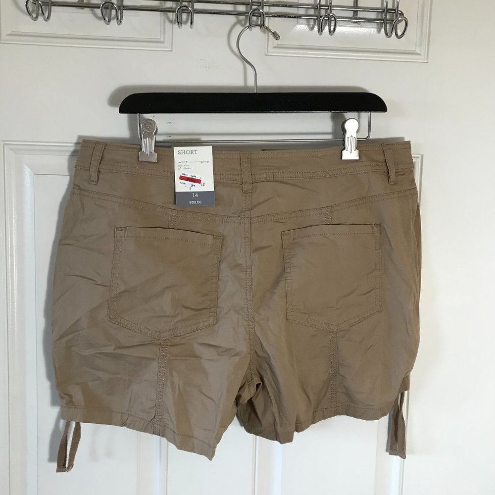 NWT Style & Co. Cinched Sides Shorts Beige - Picture 3 of 3